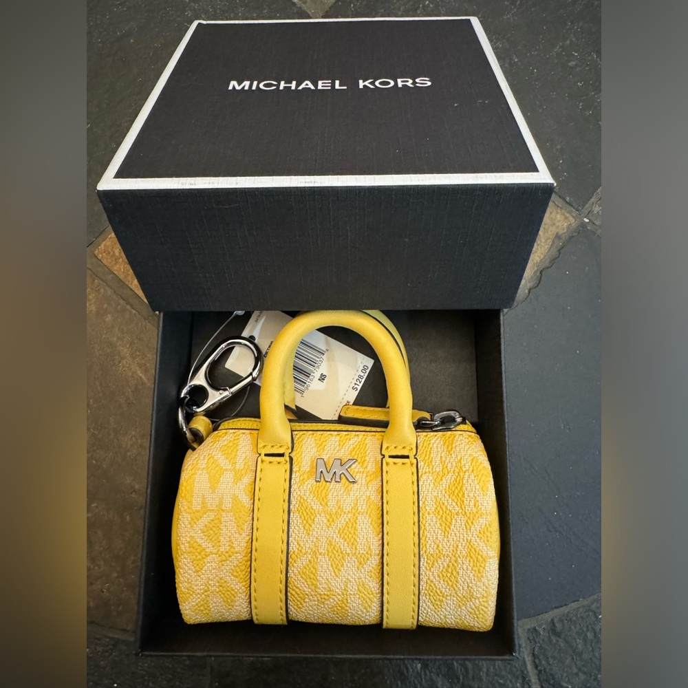NWT Michael Kors Micro Duffle keychain